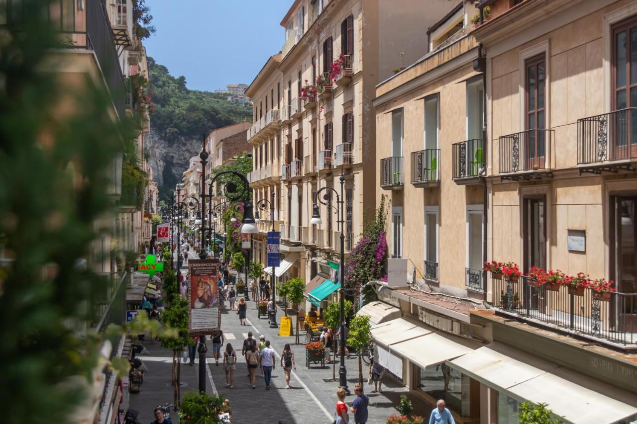 Comfy Apt 4 Sleeps Right In The Centre Sorrento Exterior photo
